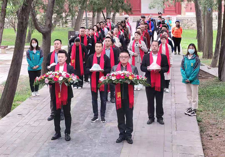 2021年承接泰山岱廟祈?；顒? class=