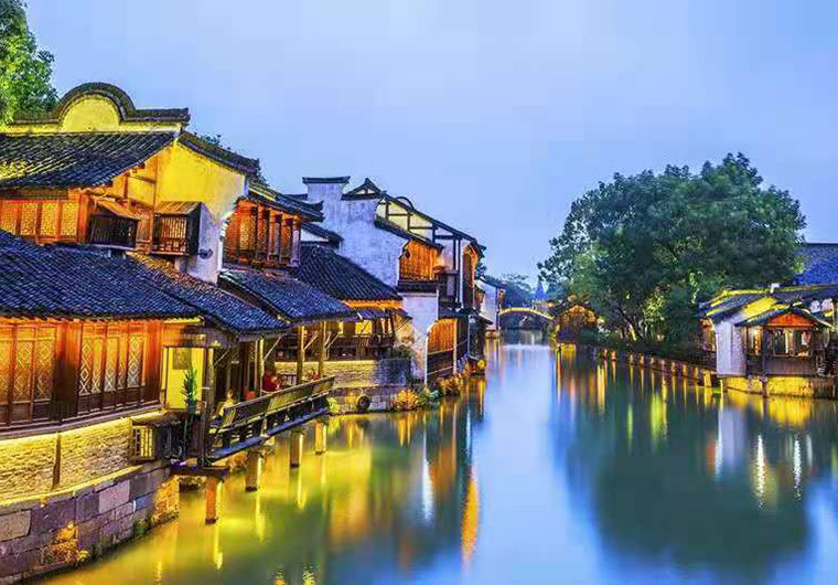 華東高鐵5天【邂逅江南】華東五市+靈山大佛、烏鎮(zhèn)西柵、周莊環(huán)鎮(zhèn)水上游、留園 